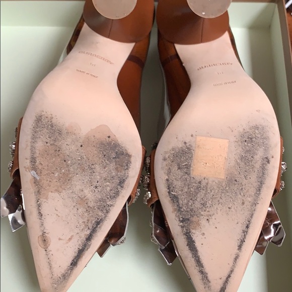 Burberry Runway Pump - Picture 6 of 11